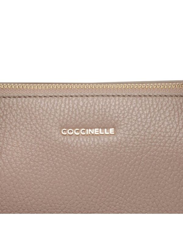 Coccinelle Coccinelle Дамска чанта N15 Coccinellegleen E1 N15 11 03 01 Кафяв