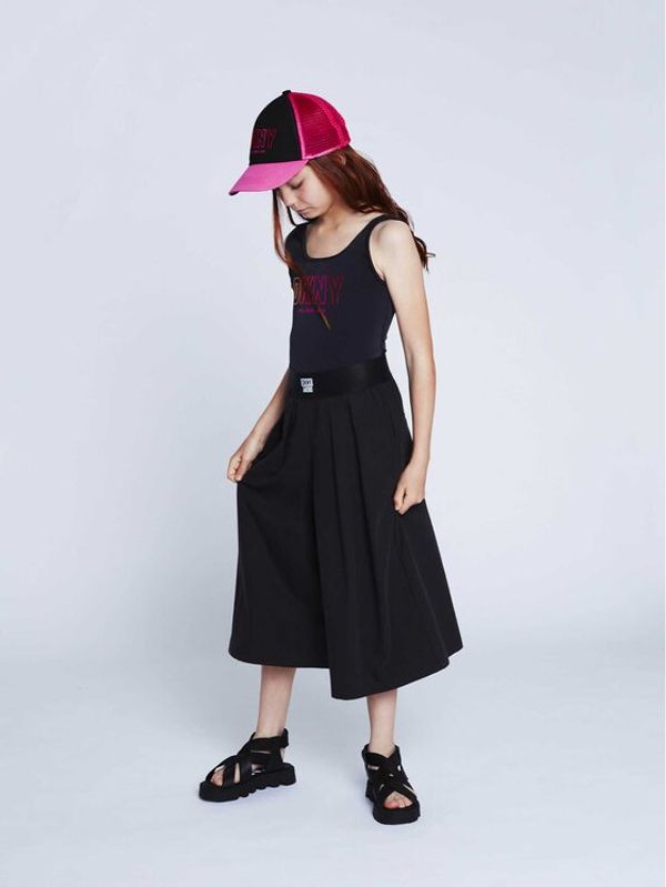 DKNY DKNY Текстилни панталони D34A98 D Черен Loose Fit