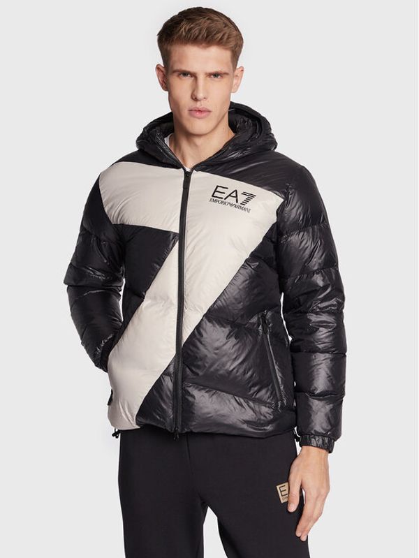 EA7 Emporio Armani EA7 Emporio Armani Пухено яке 6LPB53 PNR4Z 1200 Черен Regular Fit