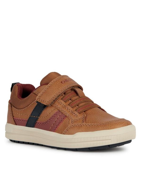 Geox Geox Сникърси J Arzach Boy J164AA 0FEFU C0034 D Кафяв