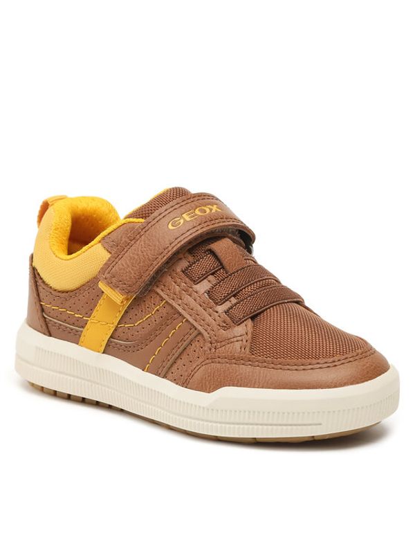 Geox Geox Сникърси J Arzach Boy J164AA0MEFUC6N2G M Кафяв