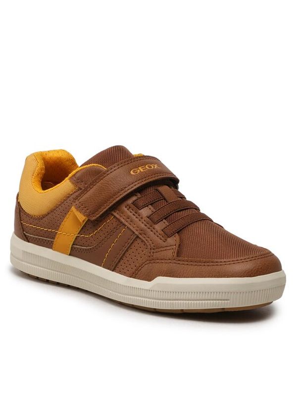 Geox Geox Сникърси J Arzach Boy J164AA0MEFUC6N2G S Кафяв
