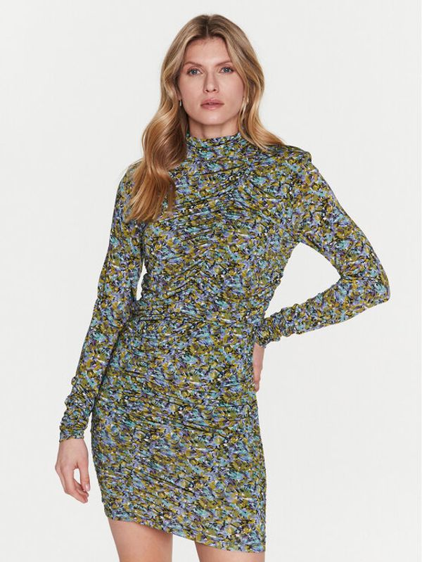 Gestuz Gestuz Ежедневна рокля Milia 10906832 Цветен Slim Fit