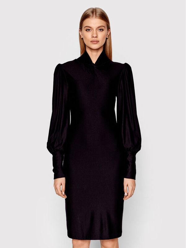 Gestuz Gestuz Ежедневна рокля Rifagz 10905867 Черен Regular Fit