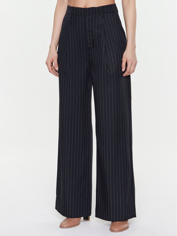 Gestuz Gestuz Текстилни панталони Alina 10906756 Тъмносин Relaxed Fit