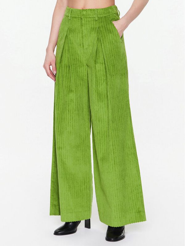 Gestuz Gestuz Текстилни панталони Megan 10906751 Зелен Relaxed Fit