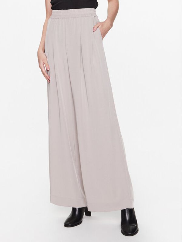 Gestuz Gestuz Текстилни панталони Sloan 10906434 Бежов Relaxed Fit