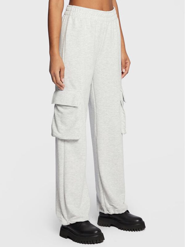 Gina Tricot Gina Tricot Долнище анцуг Cargo 20196 Сив Regular Fit