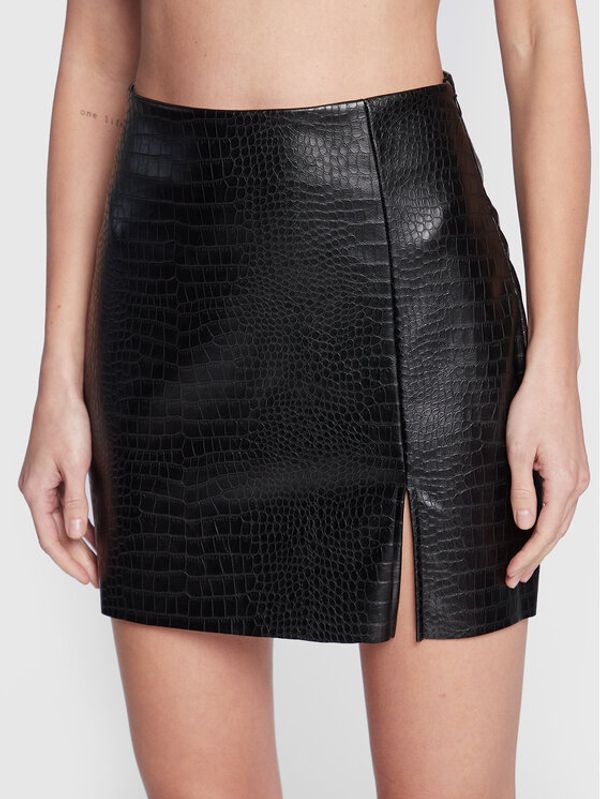 Gina Tricot Gina Tricot Кожена пола Mollie 17733 Черен Regular Fit