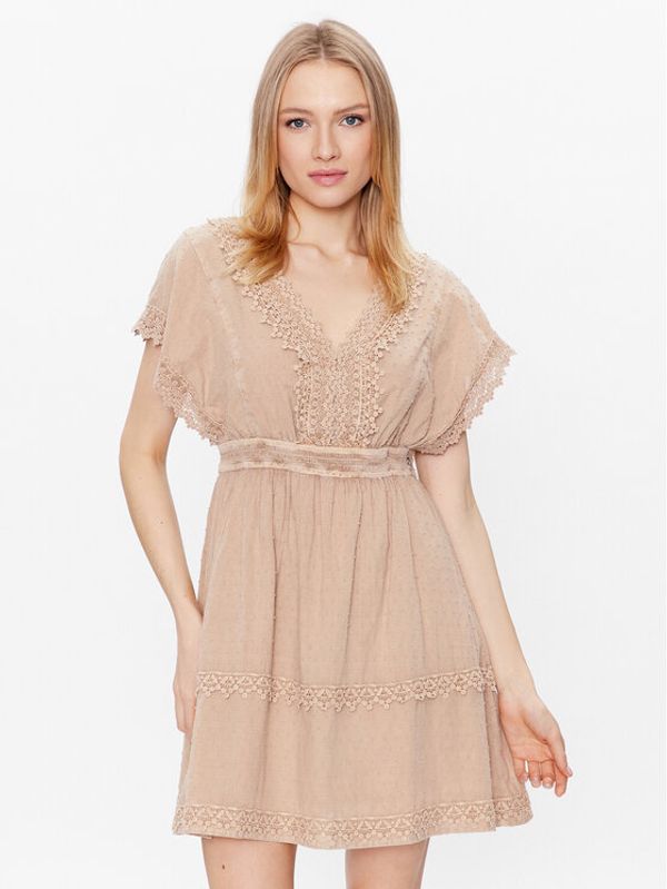 Guess Guess Ежедневна рокля Valeria W3GK47 WFDN0 Розов Regular Fit