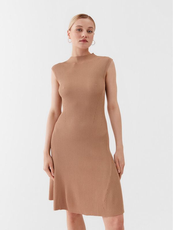 Guess Guess Ежедневна рокля W3YK20 Z2U00 Бежов Slim Fit