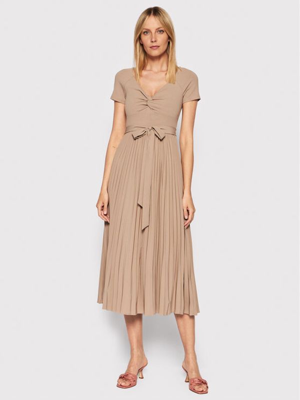 Guess Guess Ежедневна рокля WBGK86 WE6D1 Бежов Slim Fit