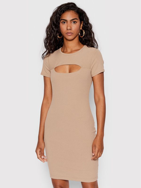 Guess Guess Ежедневна рокля WBYK95 KB9E2 Бежов Slim Fit