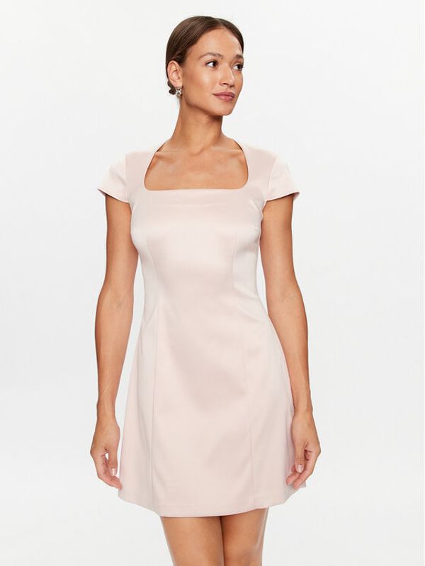 Guess Guess Коктейлна рокля W3YK38 WFJ02 Розов Regular Fit