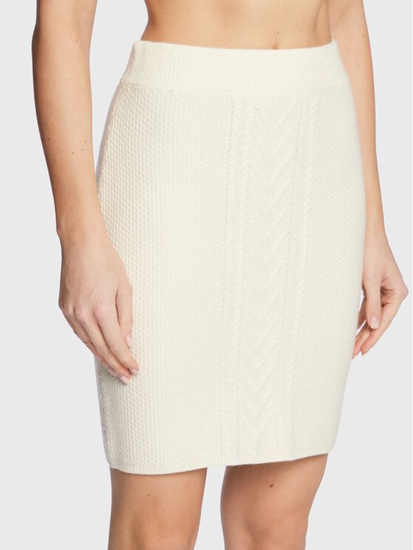 Guess Guess Пола тип молив W3RD57 Z2V42 Екрю Slim Fit