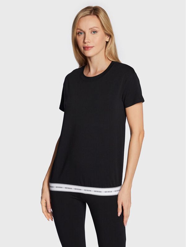 Guess Guess Тишърт Carrie O2BM08 KBBU1 Черен Regular Fit