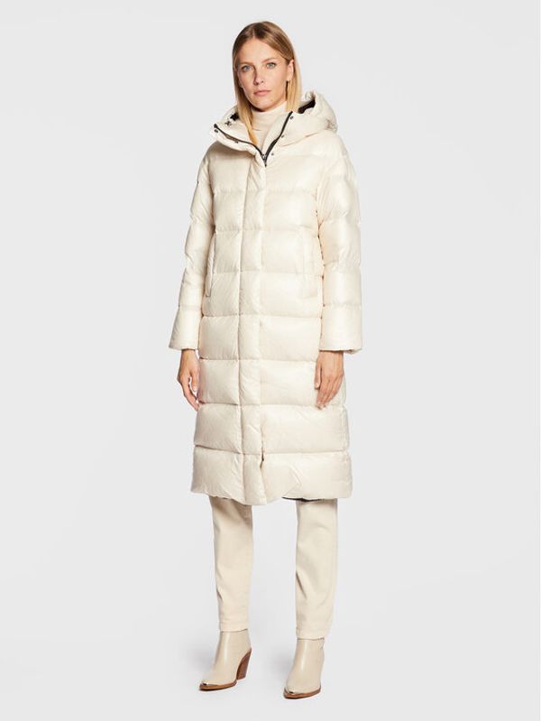 Hetregó Hetregó Пухено яке Tara 8M728 22WD07 Бял Regular Fit