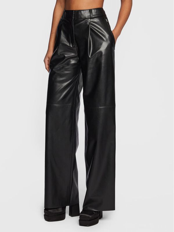 Hugo Hugo Панталони от имитация на кожа Herede-1 50475796 Черен Relaxed Fit