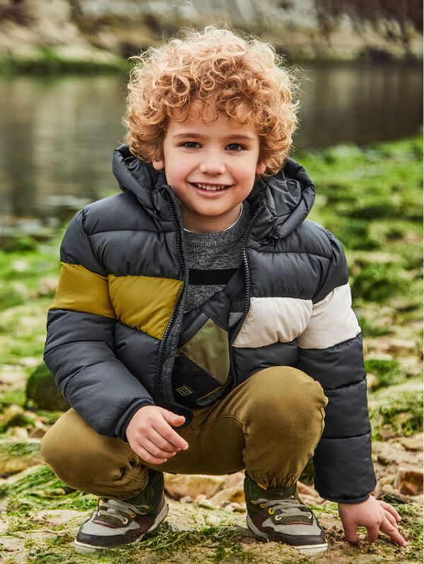 Mayoral Mayoral Пухено яке 4463 Черен Regular Fit