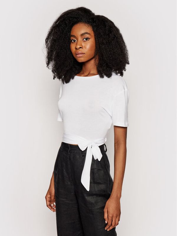 NA-KD NA-KD Блуза 1100-003730-0001-003 Бял Slim Fit