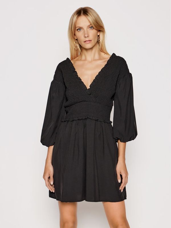 NA-KD NA-KD Ежедневна рокля Smocked 1018-006781-0002-581 Черен Regular Fit