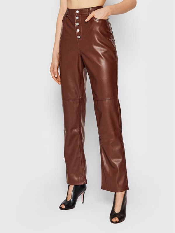 NA-KD NA-KD Панталони от имитация на кожа Button Closure 1018-007366-0212-581 Бордо Regular Fit