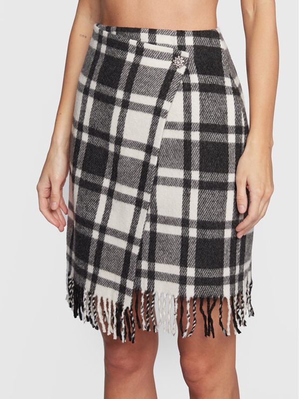 NAF NAF NAF NAF Мини пола THNJ18 Черен Slim Fit