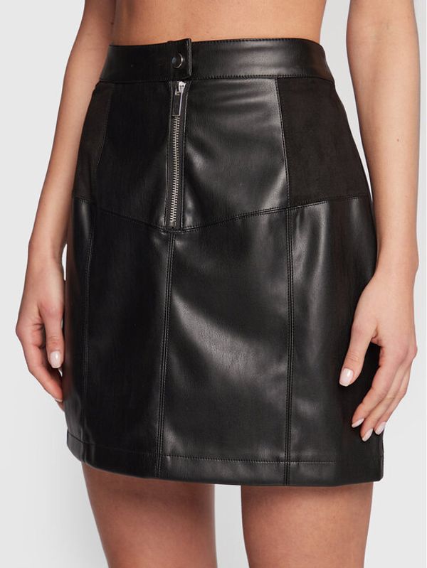 NAF NAF NAF NAF Пола от имитация на кожа Elane THNJ11 Черен Regular Fit