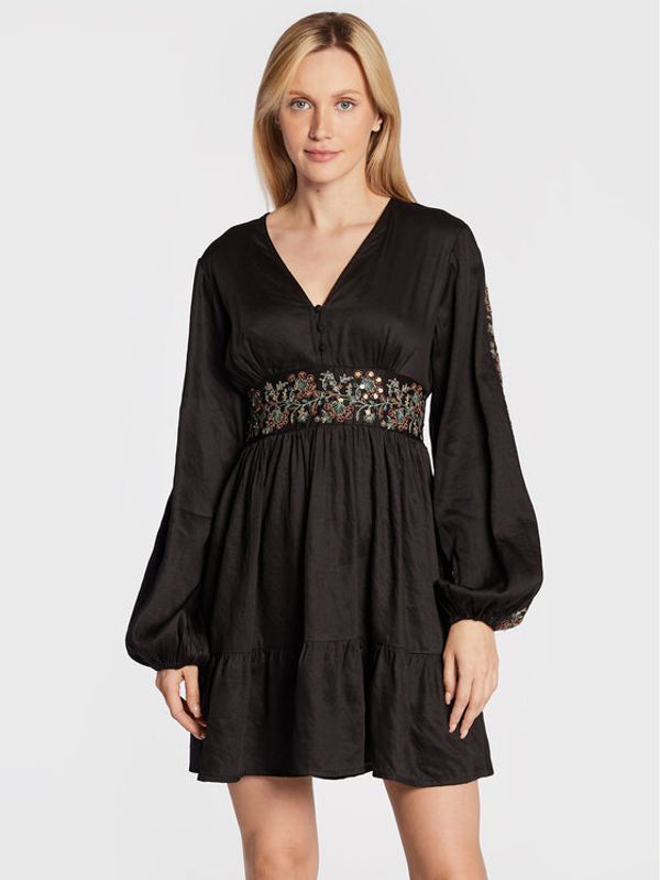 NKN Nekane NKN Nekane Ежедневна рокля GF.CETUS Черен Regular Fit