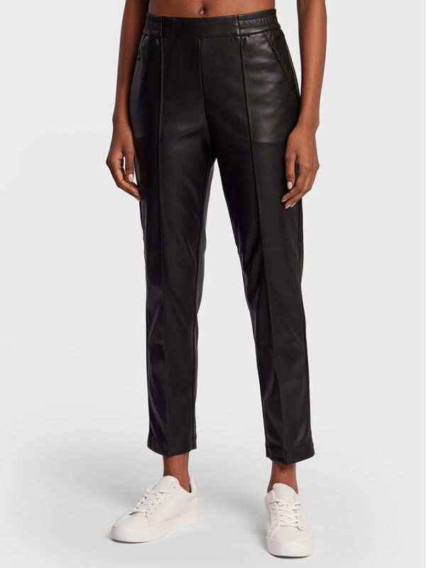 Olsen Olsen Панталони от имитация на кожа Lisa 14002019 Черен Straight Fit