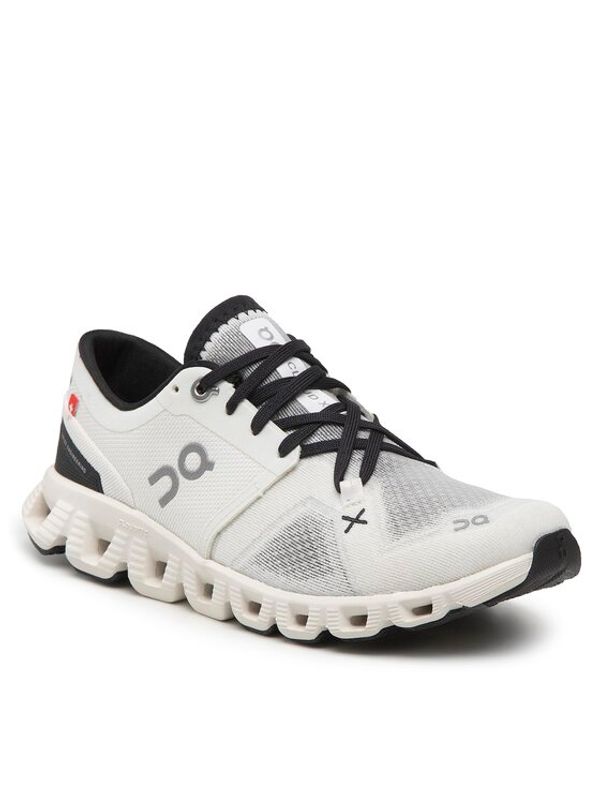 On On Обувки Cloud X 3 6098697 Бял