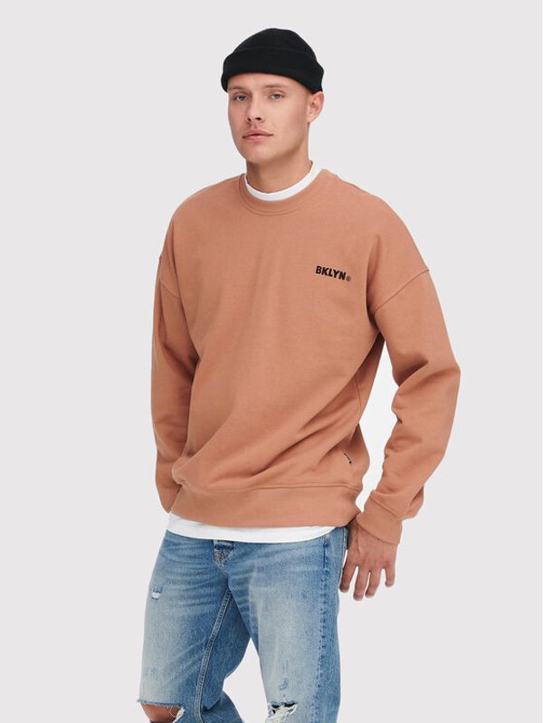 Only & Sons Only & Sons Суитшърт Toby 22023089 Кафяв Relaxed Fit