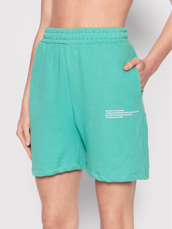 ONLY ONLY Спортни шорти Nissi 15257716 Зелен Regular Fit