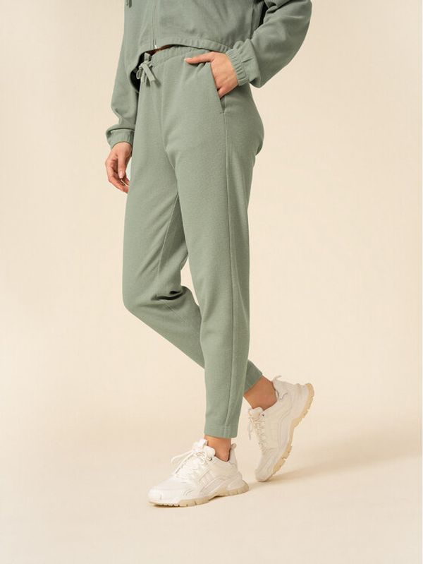 Outhorn Outhorn Долнище анцуг OTHSS23TTROF182 Зелен Regular Fit