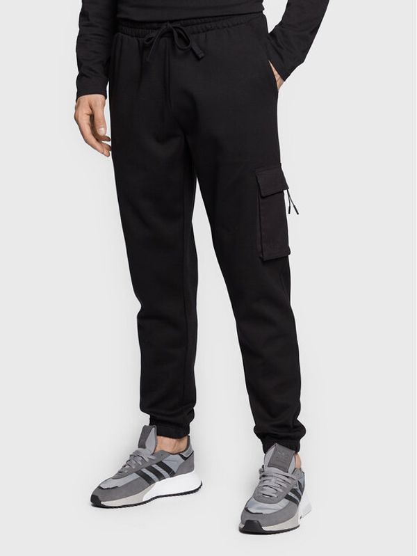 Outhorn Outhorn Долнище анцуг TTROM027 Черен Regular Fit