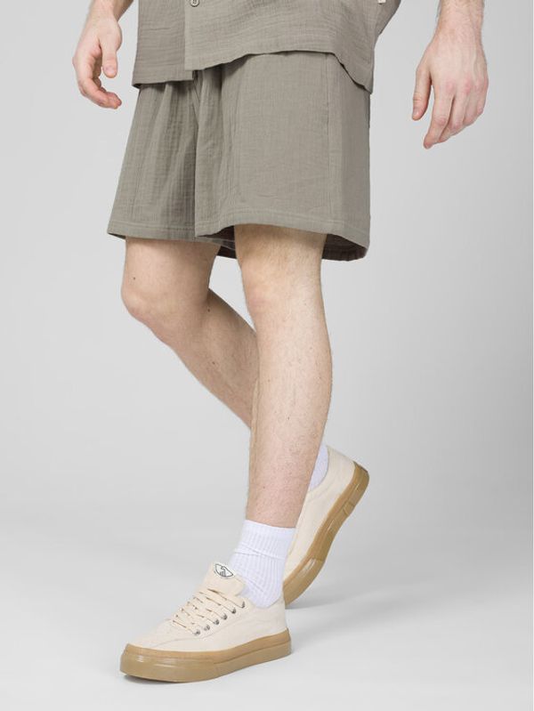 Outhorn Outhorn Спортни шорти OTHSS23TSHOM137 Зелен Regular Fit