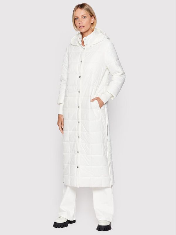 Patrizia Pepe Patrizia Pepe Пухено яке 8O0042/A116-W146 Бял Relaxed Fit