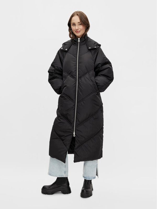 Pieces Pieces Пухено яке Felicity 17115581 Черен Regular Fit