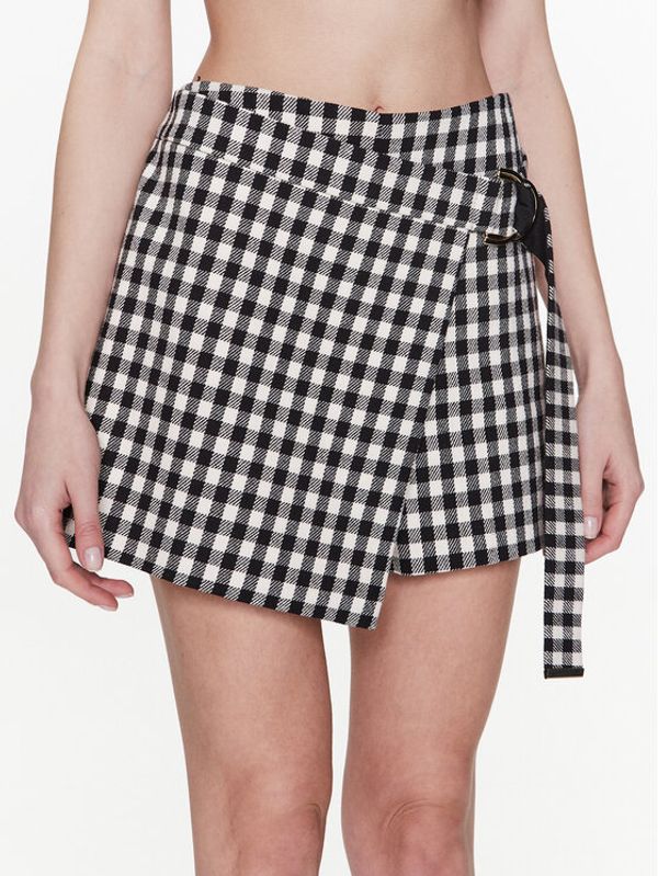 Pinko Pinko Шорти от плат 100587 A0N0 Черен Regular Fit