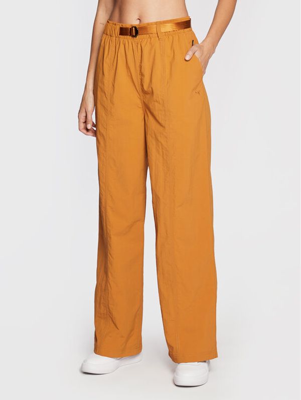 Puma Puma Долнище анцуг Inland 535818 Кафяв Relaxed Fit