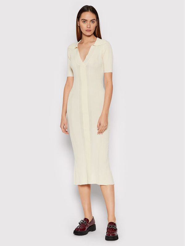 Remain Remain Плетена рокля Joy Knit RM1021 Бежов Slim Fit