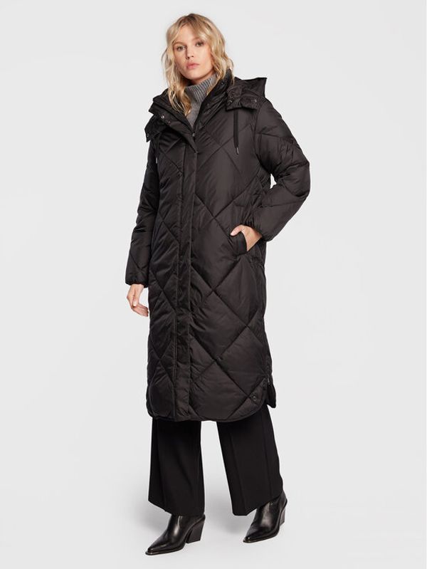 s.Oliver s.Oliver Пухено яке 2117247 Черен Relaxed Fit