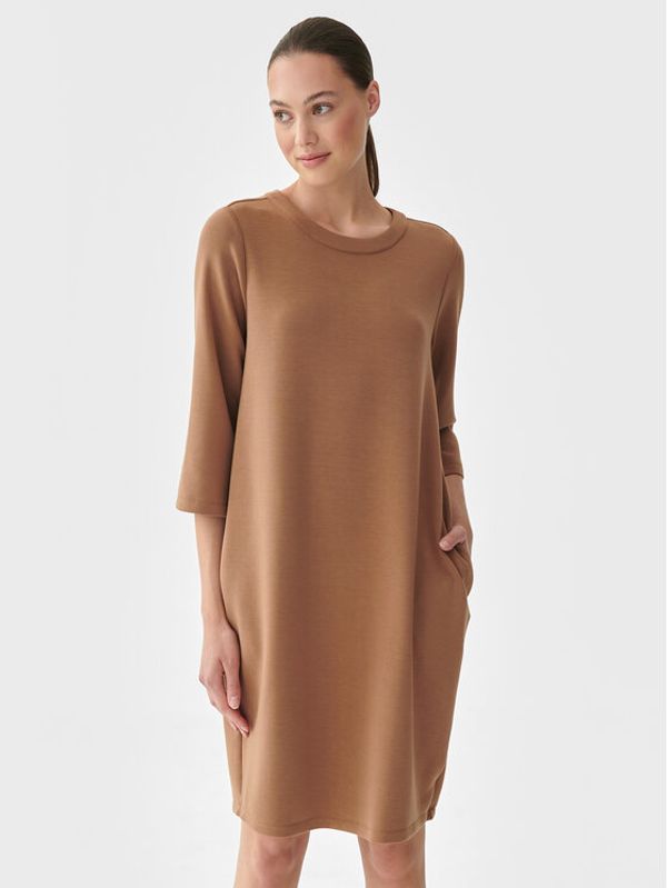 Tatuum Tatuum Ежедневна рокля Rosalia T2217.204 Кафяв Relaxed Fit