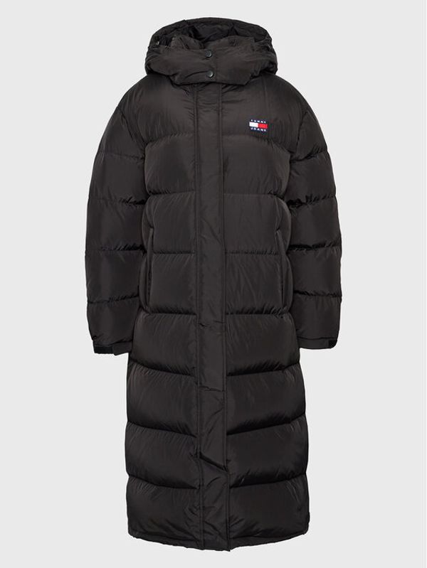 Tommy Jeans Curve Tommy Jeans Curve Пухено яке Alaska DW0DW14576 Черен Regular Fit