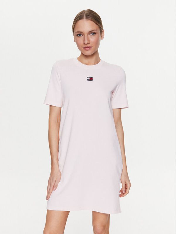 Tommy Jeans Tommy Jeans Ежедневна рокля Badge Tee DW0DW15758 Розов Regular Fit