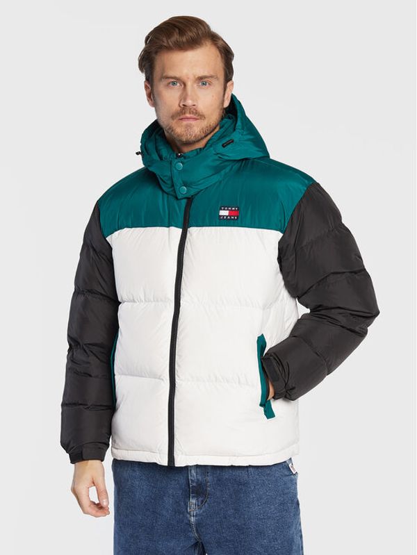 Tommy Jeans Tommy Jeans Пухено яке Color Black Alaska DM0DM14460 Цветен Regular Fit