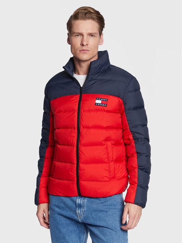 Tommy Jeans Tommy Jeans Пухено яке Colorblock DM0DM15387 Червен Regular Fit