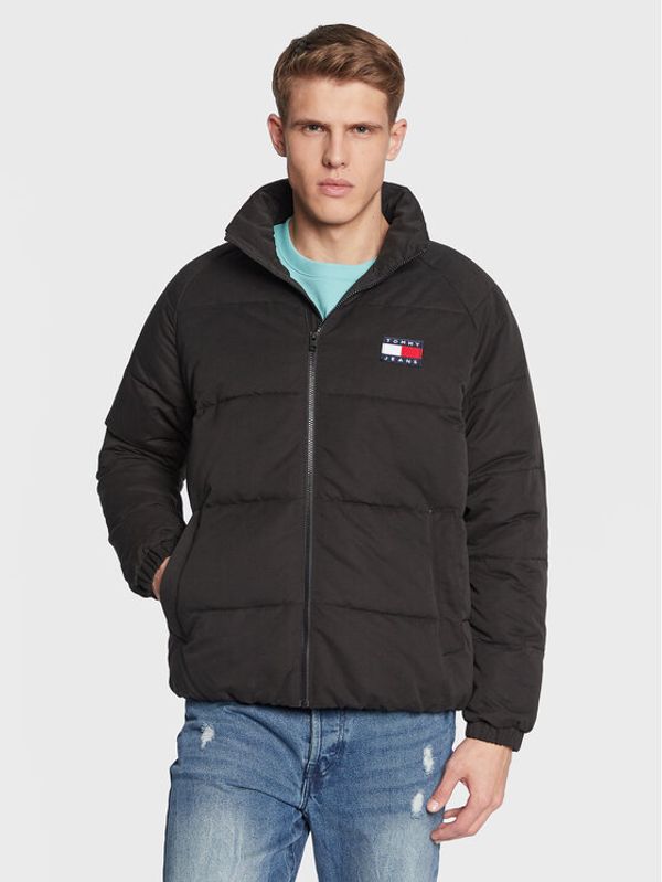 Tommy Jeans Tommy Jeans Пухено яке DM0DM15607 Черен Regular Fit