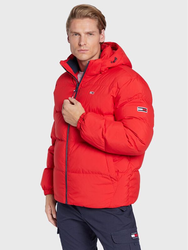 Tommy Jeans Tommy Jeans Пухено яке Essential DM0DM15447 Червен Regular Fit
