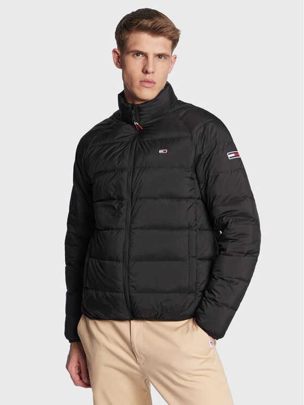 Tommy Jeans Tommy Jeans Пухено яке Light DM0DM15385 Черен Regular Fit